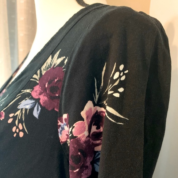 TORRID DRESS!!! 3/4 Sleeves Black Floral Dress, Size 00X - Picture 4 of 5